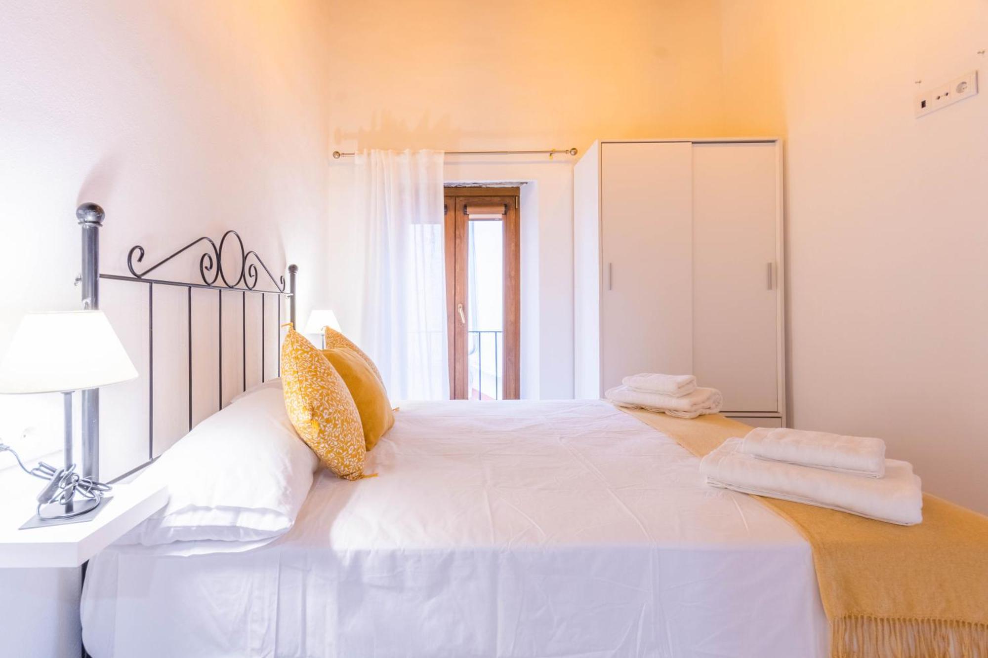 Apartamentos Miguel De Cervantes Centro Cordoue Extérieur photo